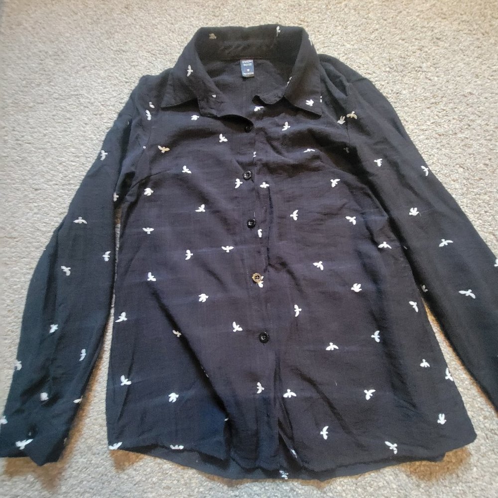 Emery Rose Bird Print Blouse - Black - Medium